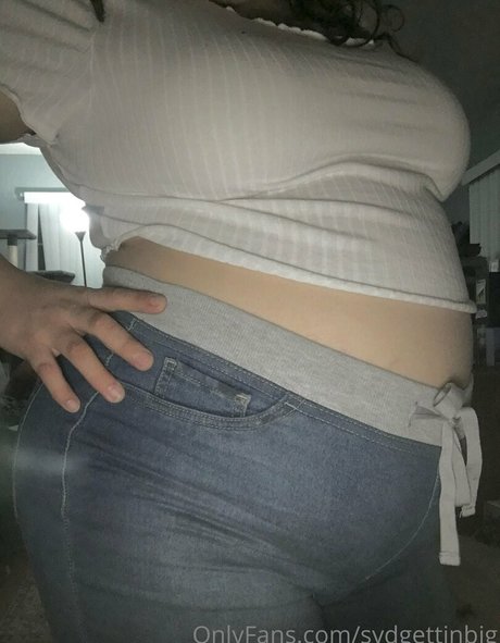 sydgettinbig naked actress images