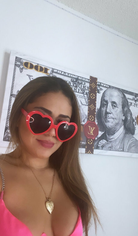 playgirlcarli18 pornstar xxx pic