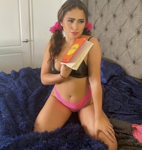 playgirlcarli18 pornographic model gallery