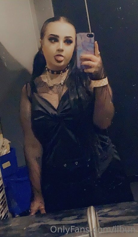 iibun nudes actress pics