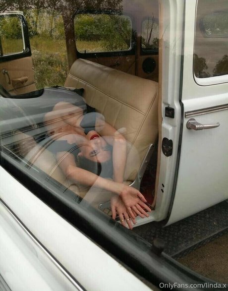 Linda x sex actress pic