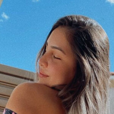 Sarah Castelani star adult images