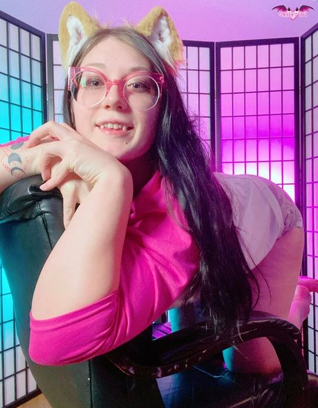 omankovivi erotic star pic