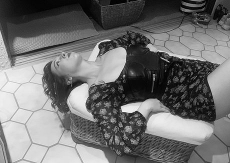 eyes onlyfans sexy xxx gallery