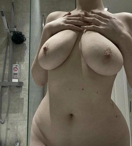 spitheart star sex picture