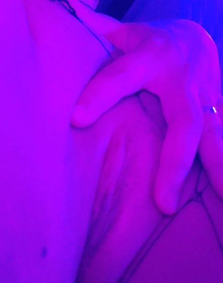 Isa Castro star sex pics