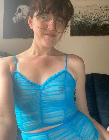 old lotion erotic actress pics