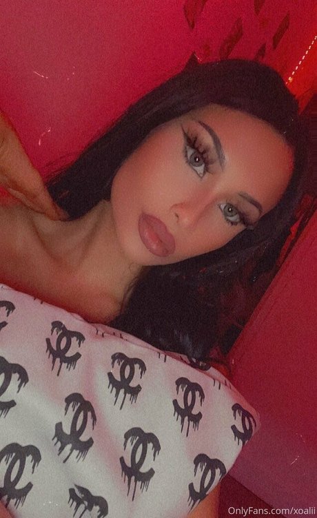 xoalii star nude images