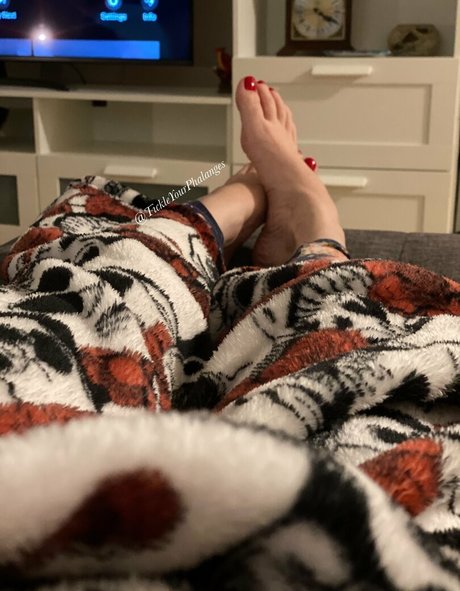 goddess tickle model porn galleries