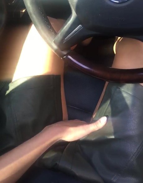 Charissa Thompson high quality model picture