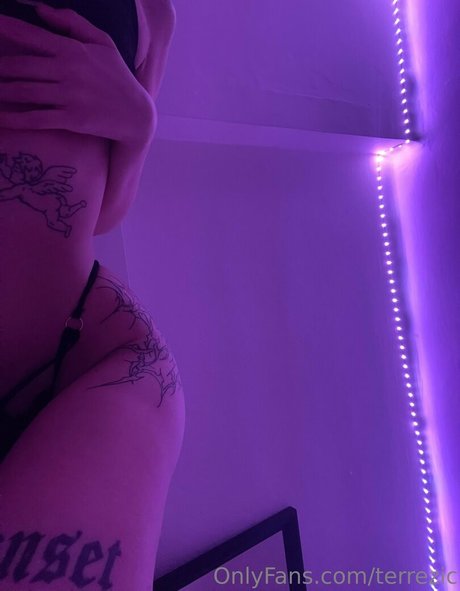 terrezic star nudes picture