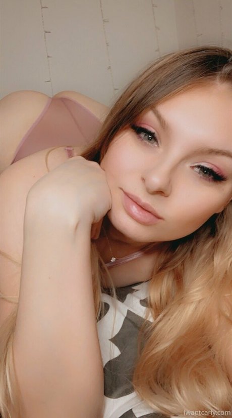 carlyraeofficial hot actress archive