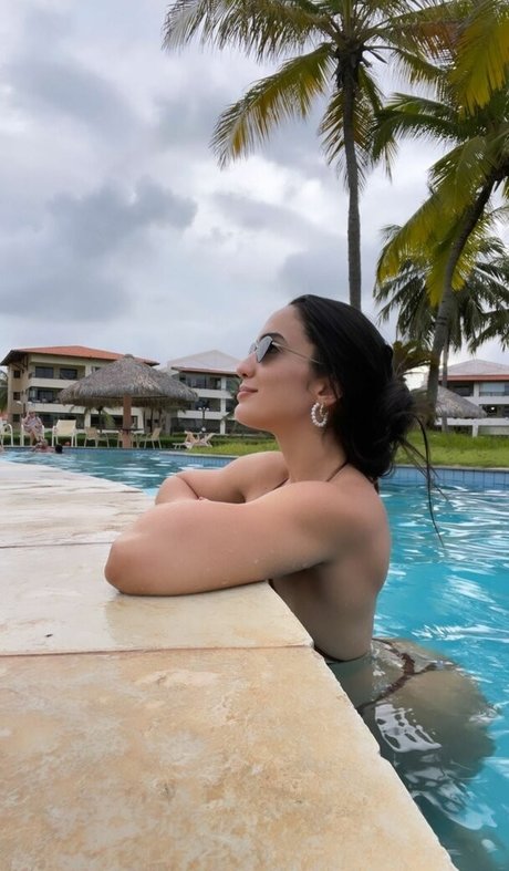 Taina Ferrer star archive