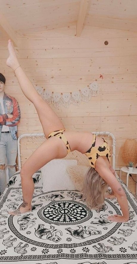 french kiss erotic star archive