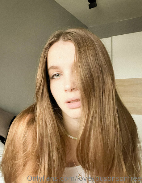 loveyousonsonfree erotic actress galleries