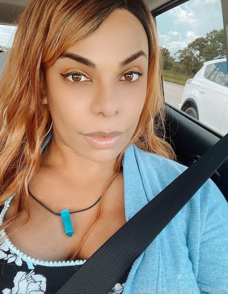 sashastrokes pornstar nudes picture