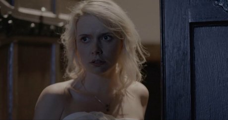 Amelia Eve pornstar nude images