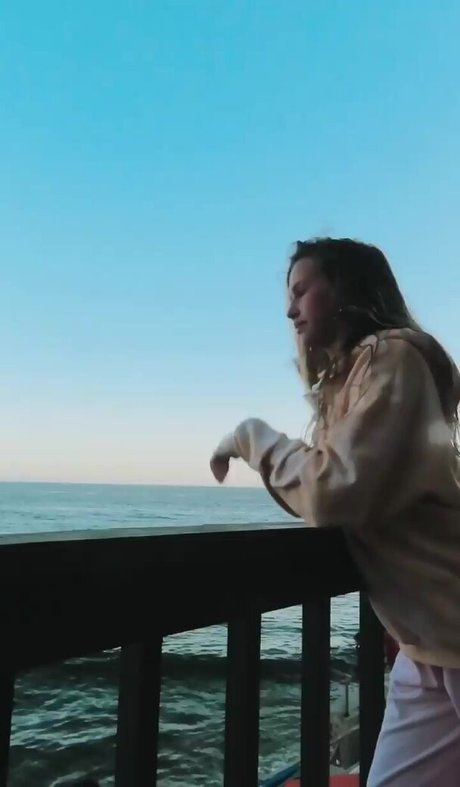 Ella Horan pornstar high quality archive