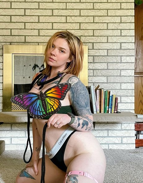 emeraldpixifree model xxx picture