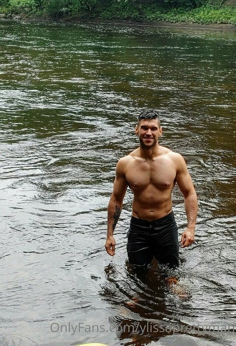 ylissaprettymanfree pornstar high quality pic