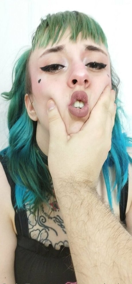 wonderlandkueen star nice photo