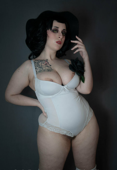 wonderlandkueen porn actress pic