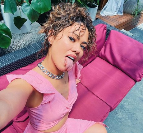 btsyourvirgogirlfriend high quality star photos