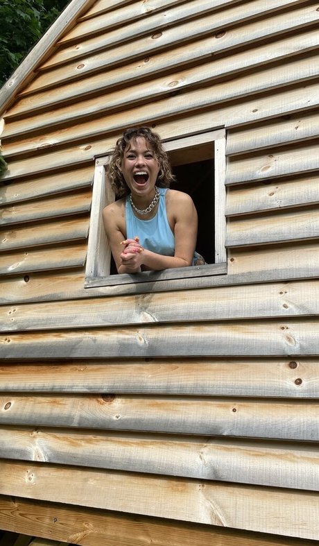 btsyourvirgogirlfriend pornstar naked photo