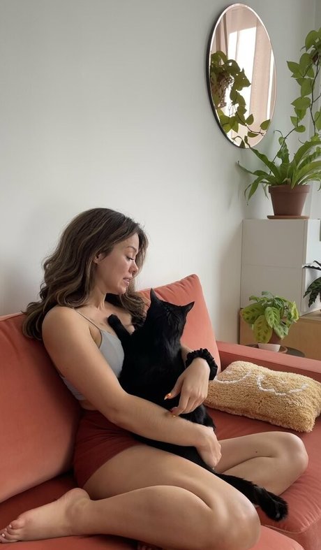 btsyourvirgogirlfriend exclusive actress img