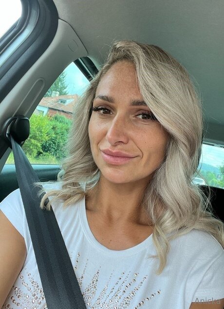 aniicka top pornstar pictures