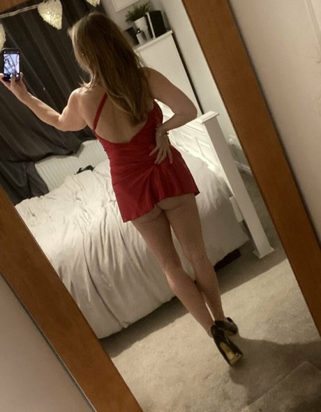 msyates72 pretty model img