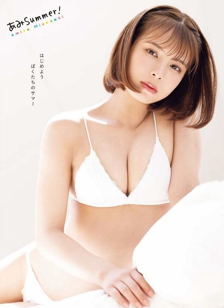 WomenTokusatsu sexy actress pic