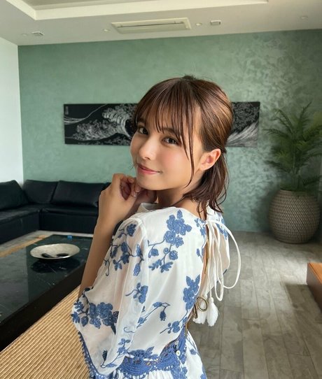 WomenTokusatsu best model photos