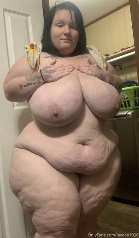 laceee1996 perfect pornstar archive