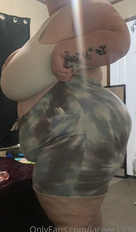 laceee1996 xxx star pic