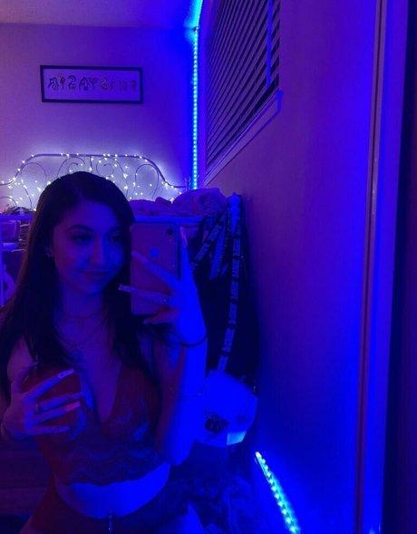 verrsaceh0ttie free actress img