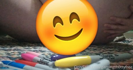 gamingth0ttyfree high quality model pictures