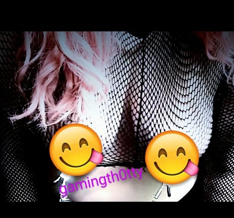 gamingth0ttyfree pornstar sexy photos