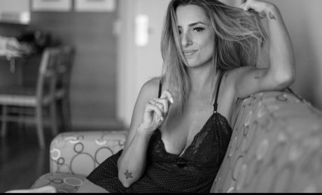 Carol Bernardi model hd pics