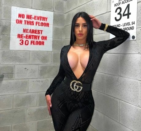 Jasleen Brar pornstar top image