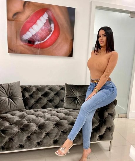 big tits cougar onlyfans hot sexy img