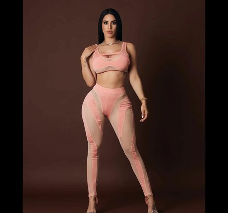 Jasleen Brar nude actress pic