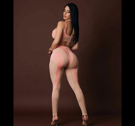 Jasleen Brar naked actress pictures