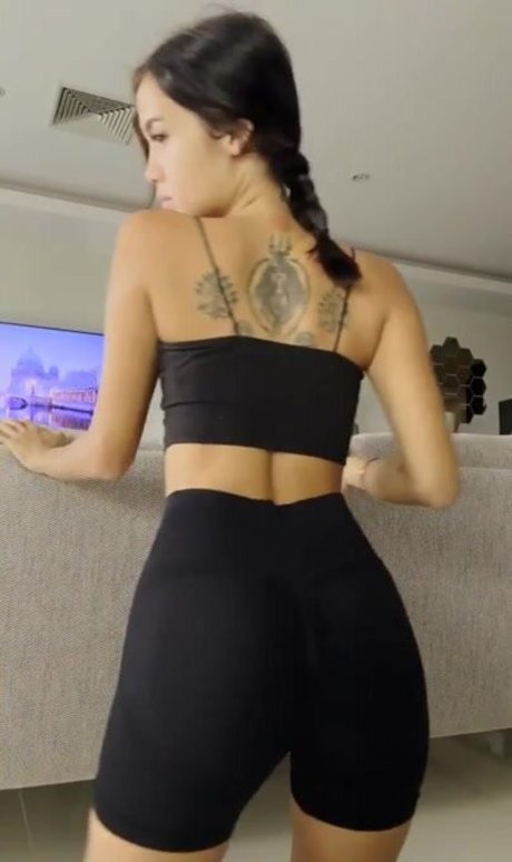 Myrtle Massey free star archive