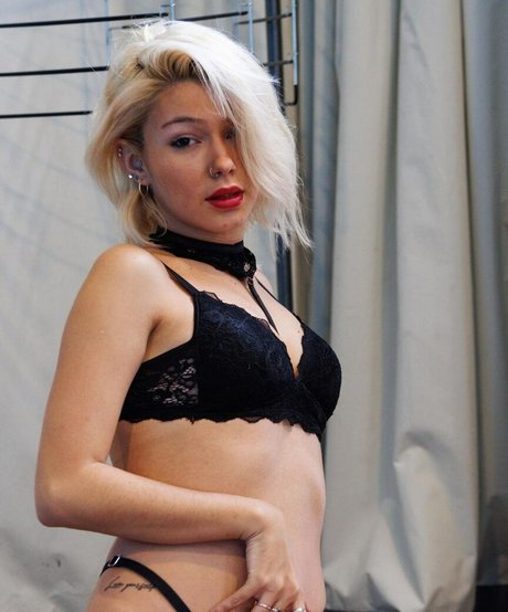 Lulaconst0 star high quality picture