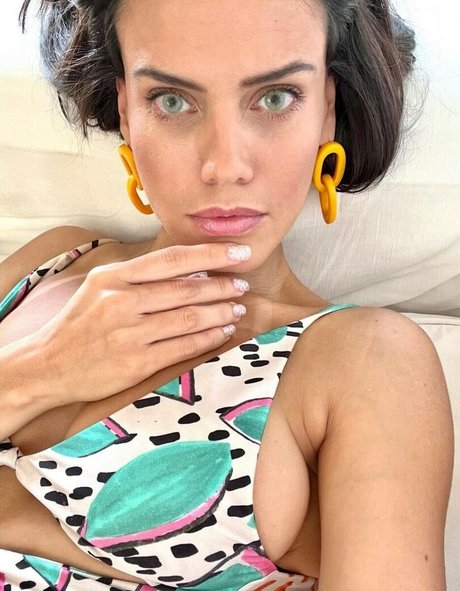 Leticia Lima star exclusive pictures