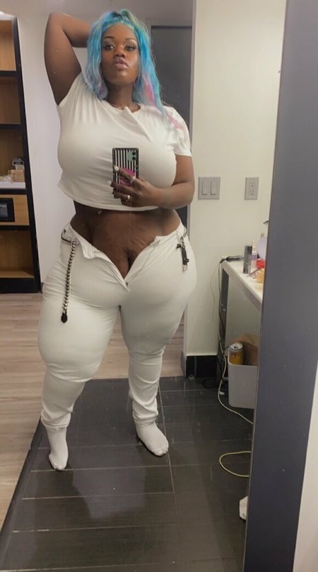 mexican milf onlyfans best picture