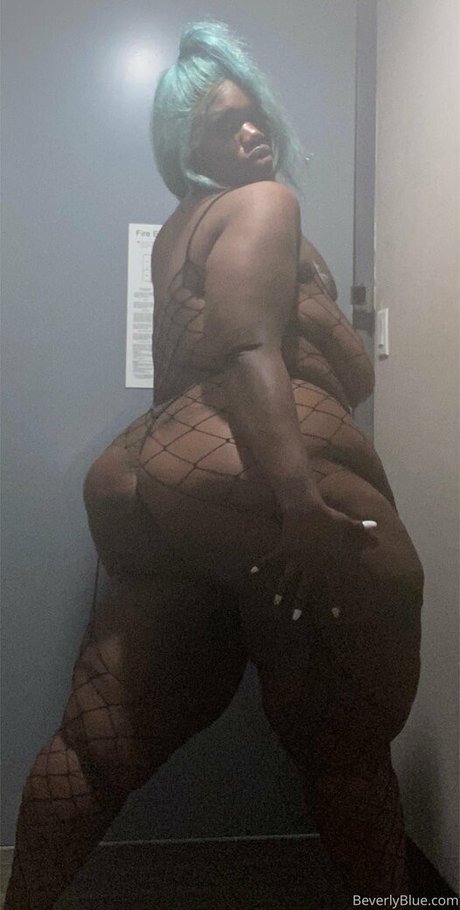 beverlyblue3x beautiful actress image