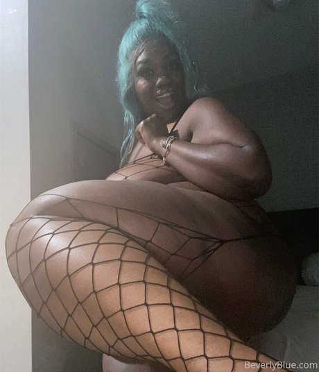 eyes onlyfans sexy nude photos