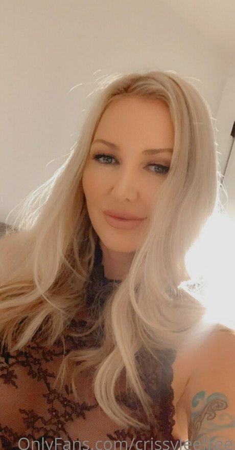 crissyleefree model xxx picture